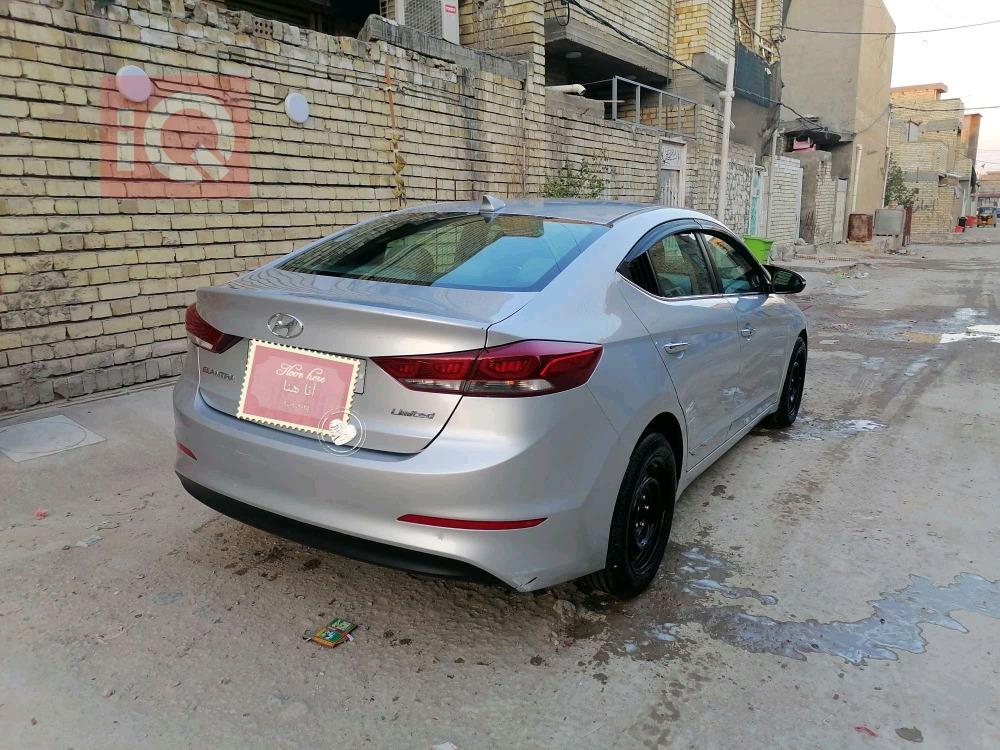 هیوندای ئەلەنترا